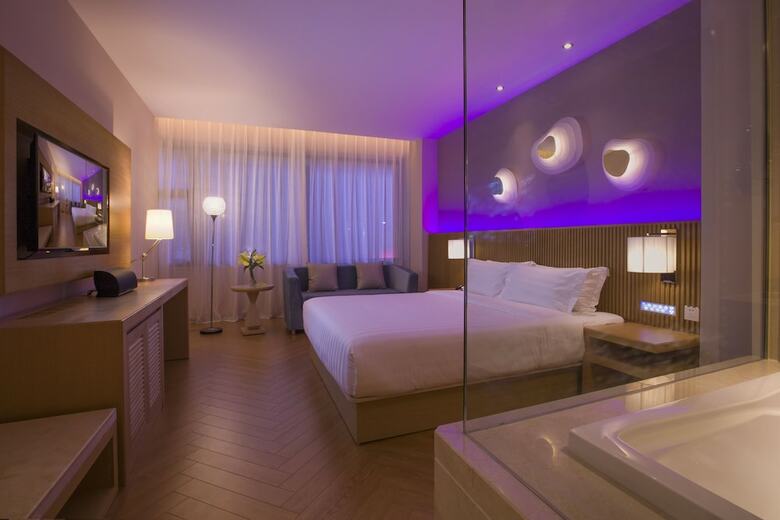 Guangzhou Crystal Orange Hotel