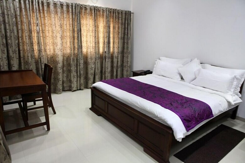 Hotel Shri Saibaba Satsang Mandal