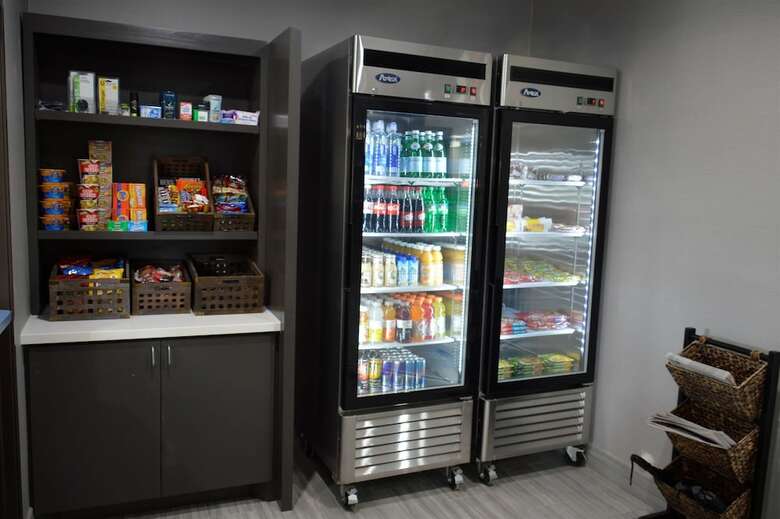 Hotel Best Western Plus Airport Inn & Suites