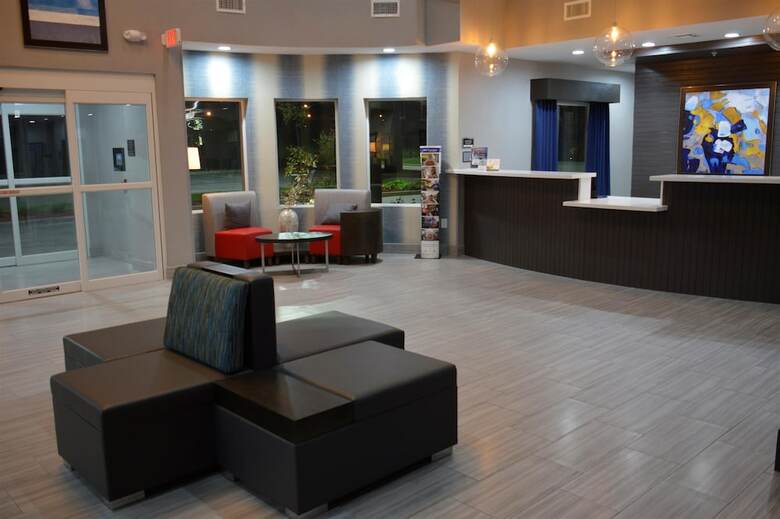 Hotel Best Western Plus Airport Inn & Suites