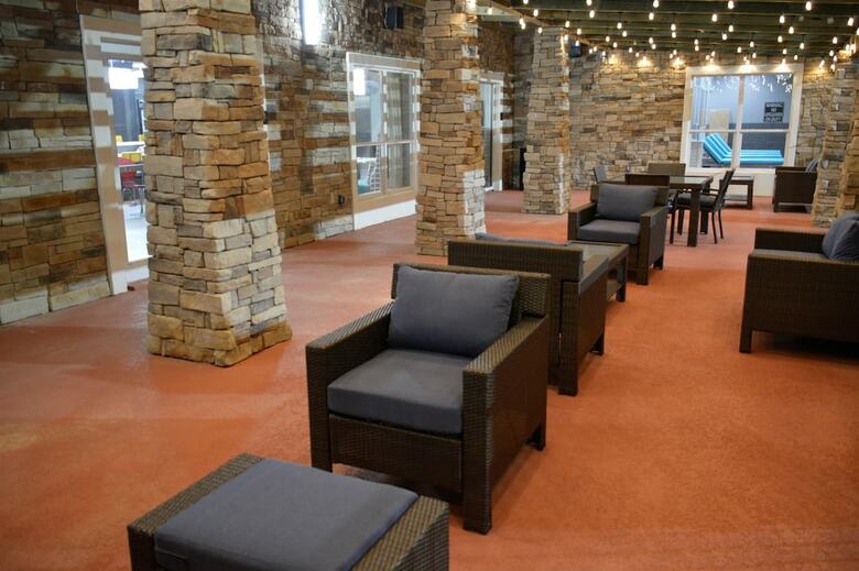 Hotel Best Western Plus Airport Inn & Suites