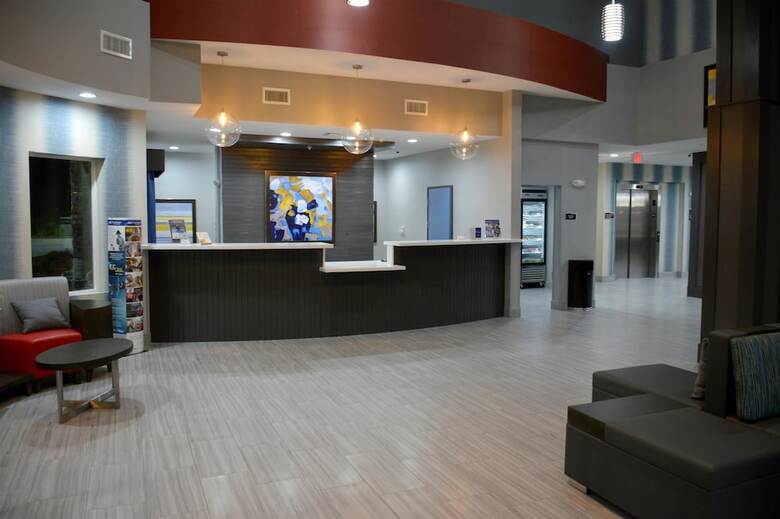 Hotel Best Western Plus Airport Inn & Suites