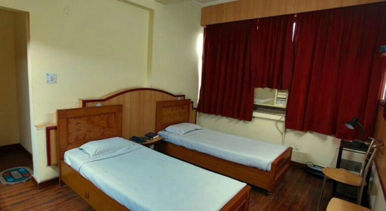 Hotel Ymca Tourist Hostel