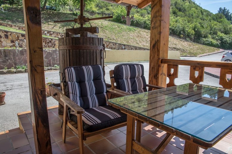 Hostal Albergue La Caba�a