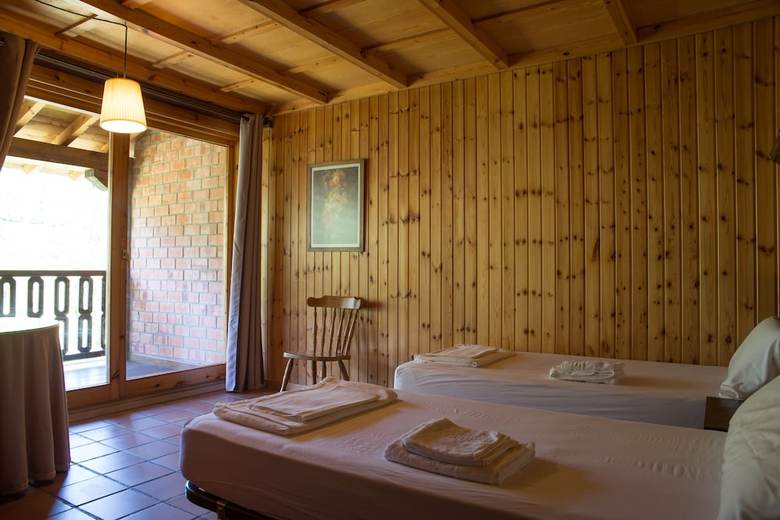 Hostal Albergue La Caba�a