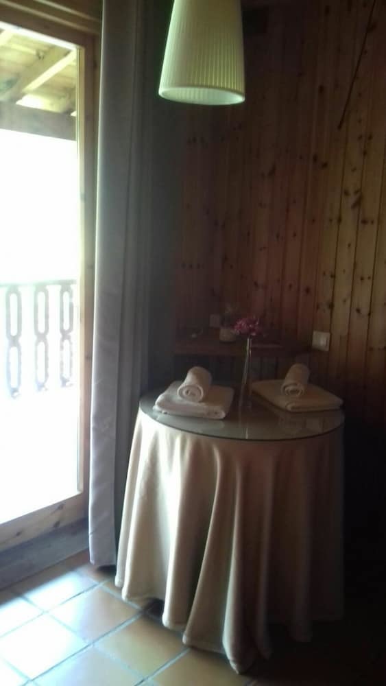 Hostal Albergue La Caba�a