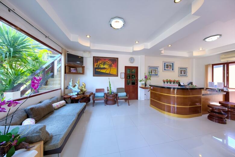 Hotel Aumpai Luxury
