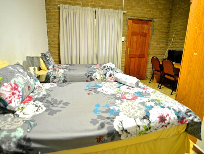 Hotel Lalamo Guest House
