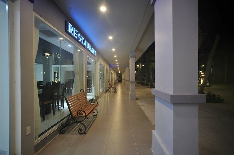 Villa Kosmos Apart Hotel