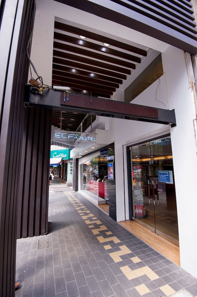 Ximen 101-s Hotel