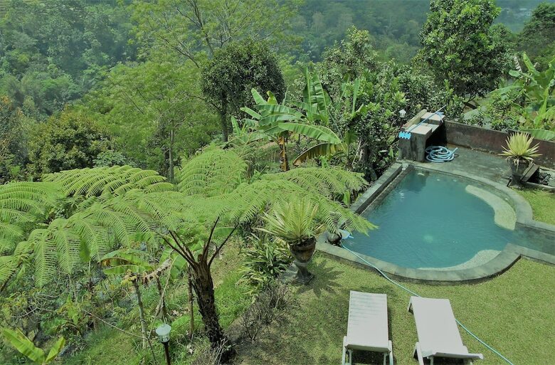 Shangrilah Villas