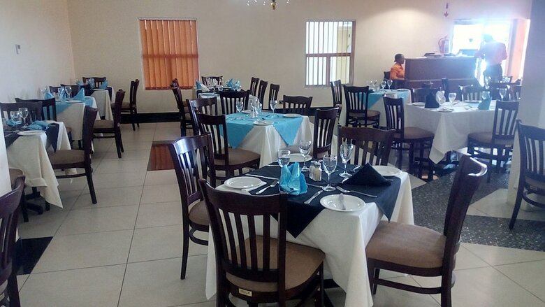 Thakadu Hotel, Casino & Conference Centre