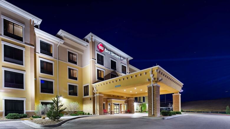 Best Western Plus Hudson Hotel & Suites