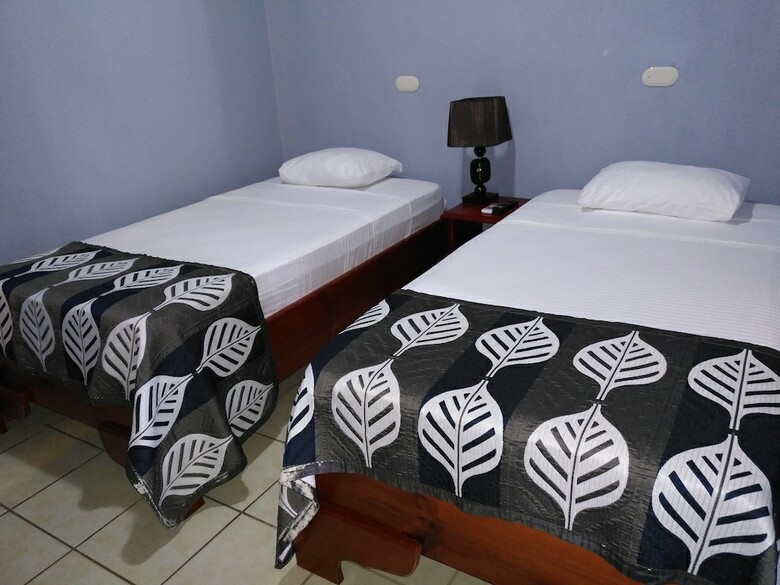 Fortuna Downtown Inn - Hotel