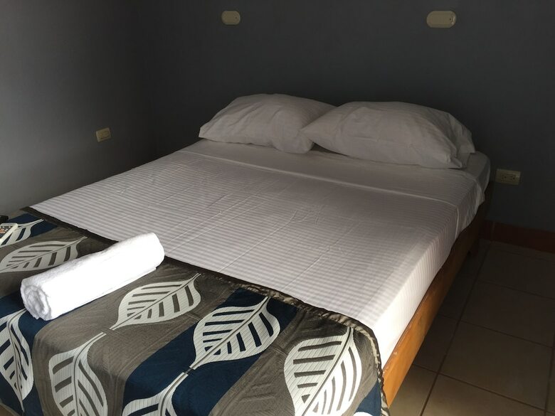 Fortuna Downtown Inn - Hotel