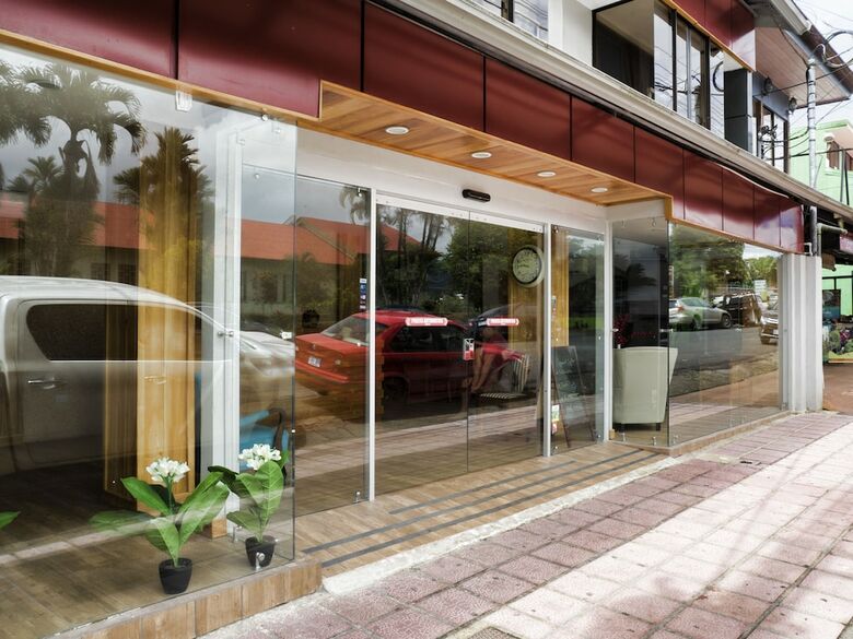 Fortuna Downtown Inn - Hotel