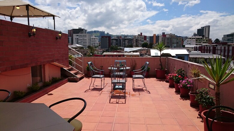 Hostal Mitad Del Mundo