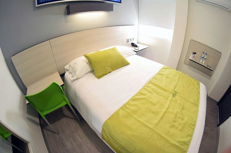 Hotel Expo Inn