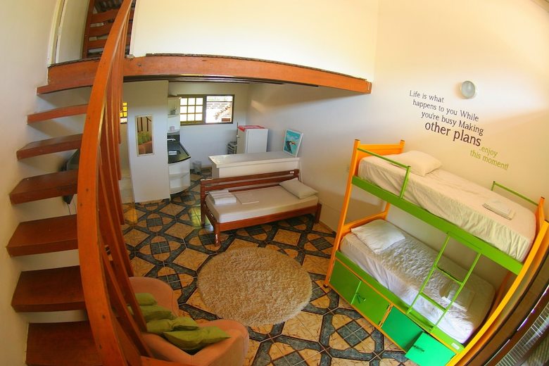 Hostal Pousada Tubes