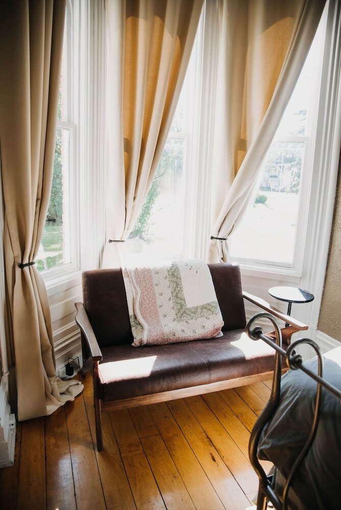 Iron Kettle Bed And Breakfast