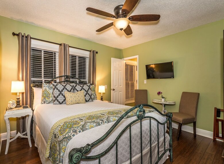 Bed & Breakfast 44 Spanish Street Inn