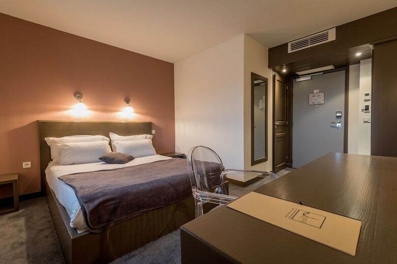 Hotel La Maison Rouge