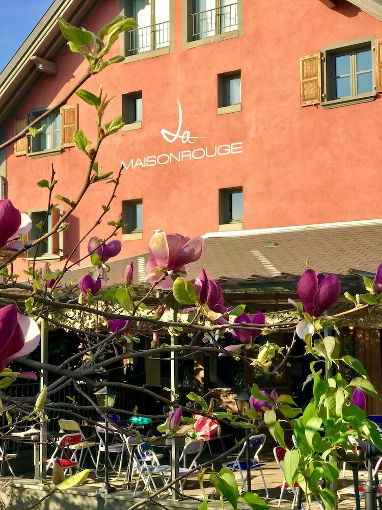 Hotel La Maison Rouge