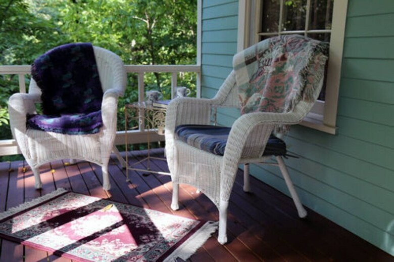 Bed & Breakfast Blue Crystal Hideaway