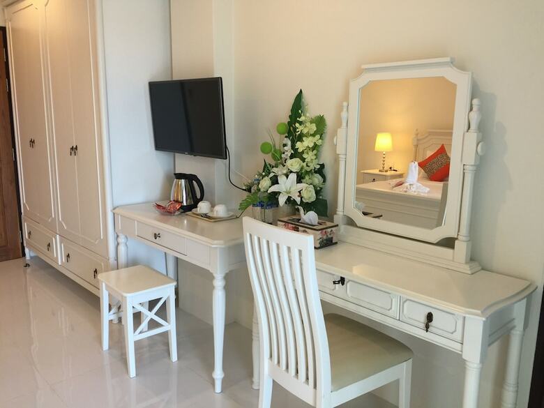 Hotel Js Residence