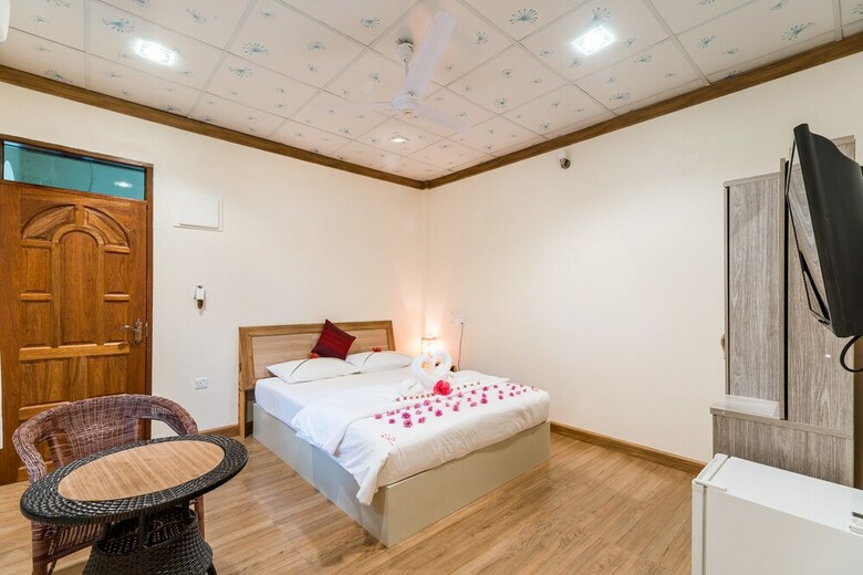 Hotel Rasdhoo Holiday Home