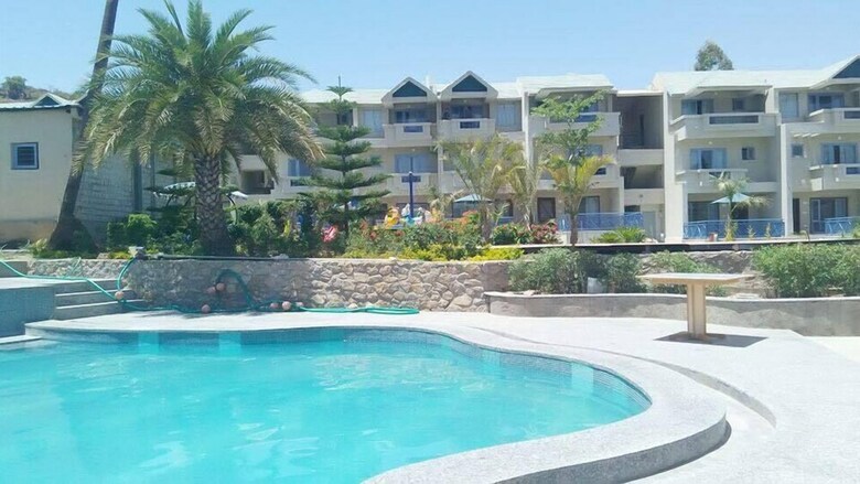 Hotel Hummingbird Resort