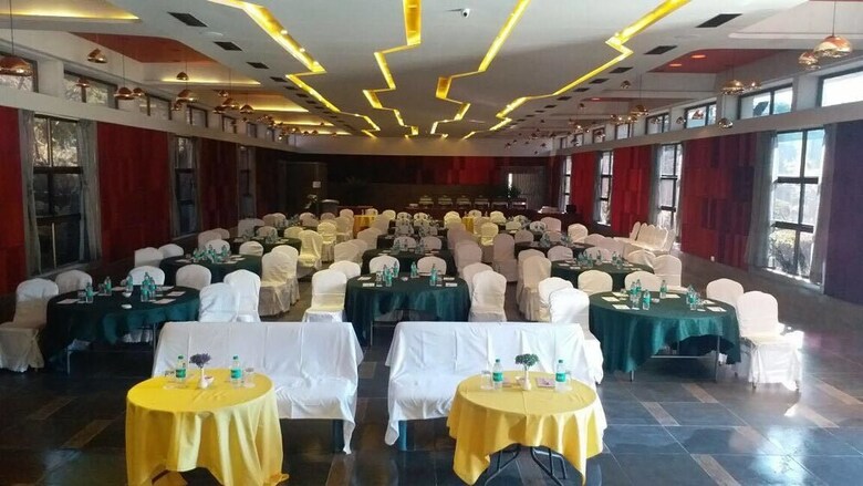 Hotel Hummingbird Resort