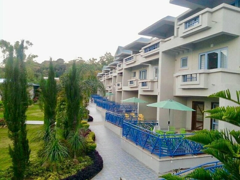 Hotel Hummingbird Resort