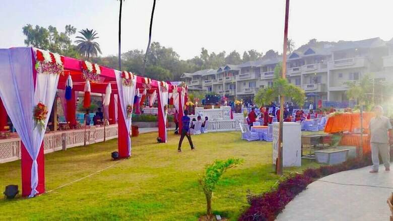 Hotel Hummingbird Resort