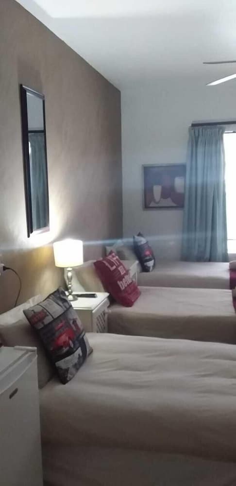 Hotel Shekinah Lodge