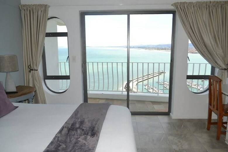 Hotel Harbourview Lodge