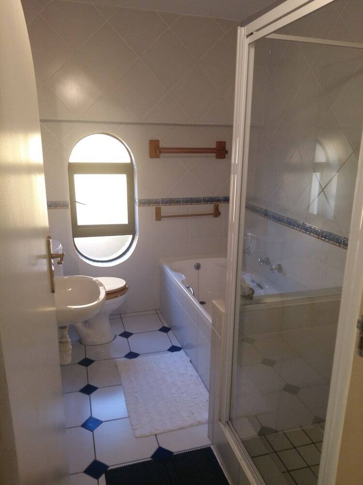 Hotel Harbourview Lodge