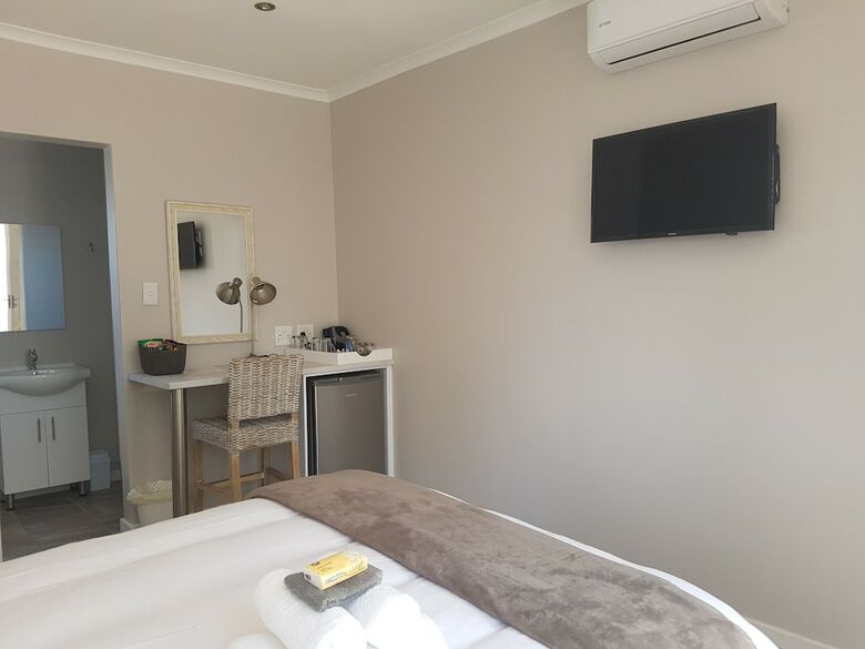 Hotel Melkbosch Guesthouse