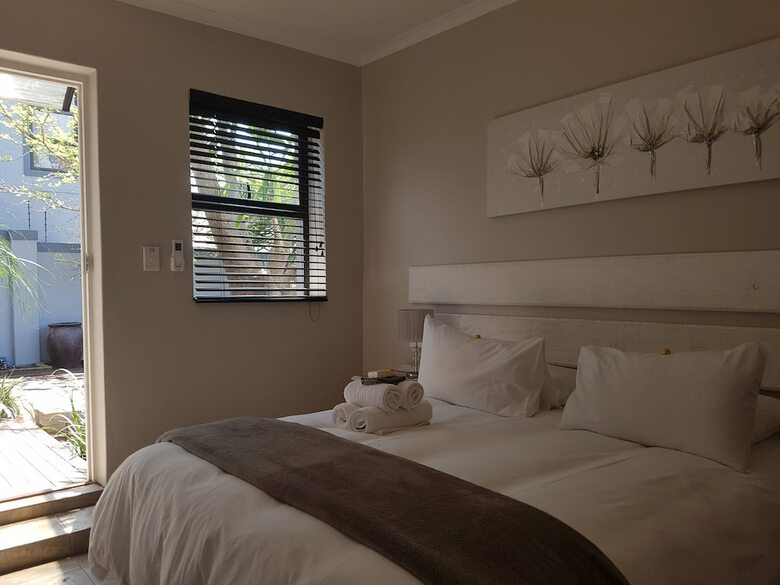 Hotel Melkbosch Guesthouse