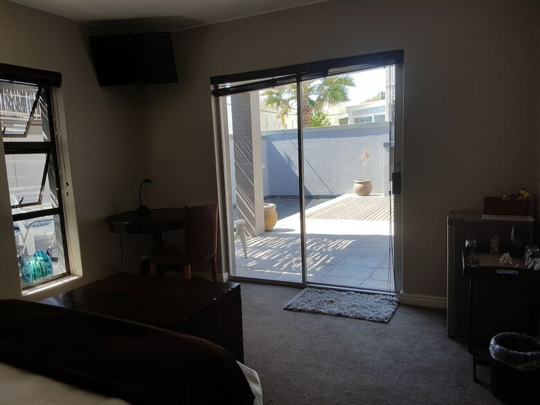 Hotel Melkbosch Guesthouse