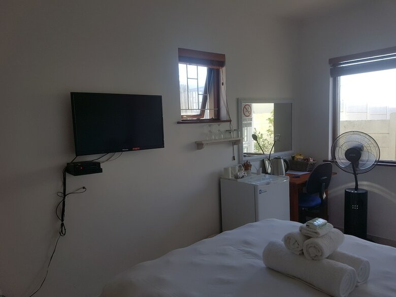 Hotel Melkbosch Guesthouse