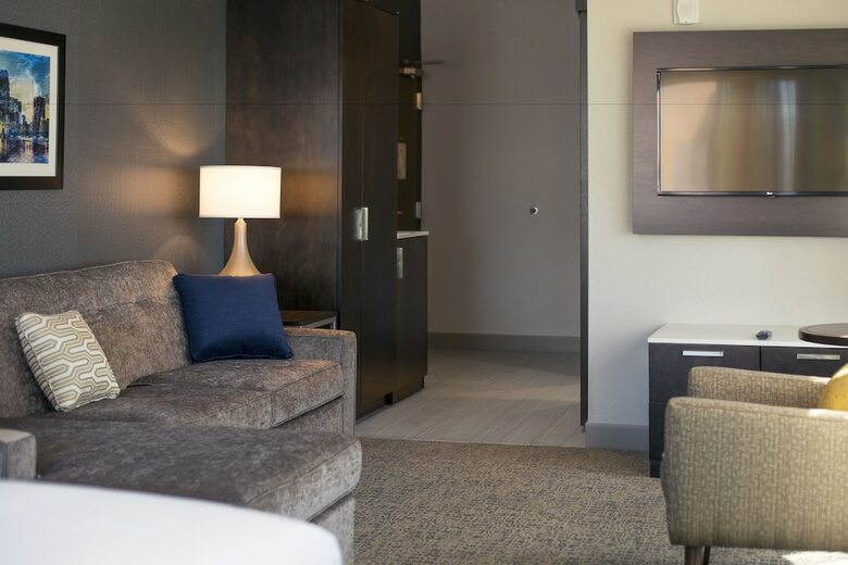 Hotel Doubletree By Hilton Minneapolis University Area