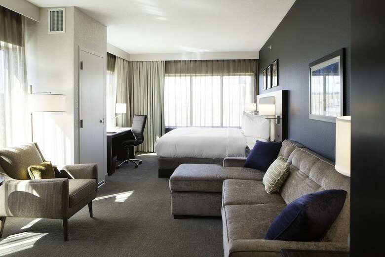 Hotel Doubletree By Hilton Minneapolis University Area