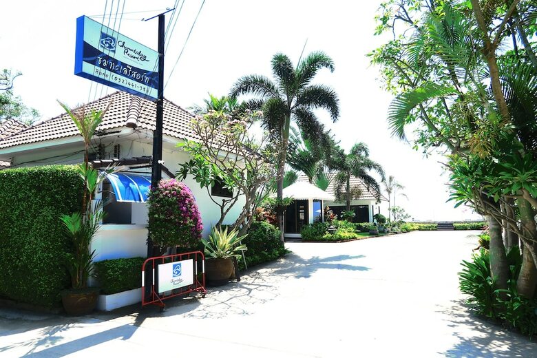 Hotel Chomtalay Resort At Had Chaosamran Beach