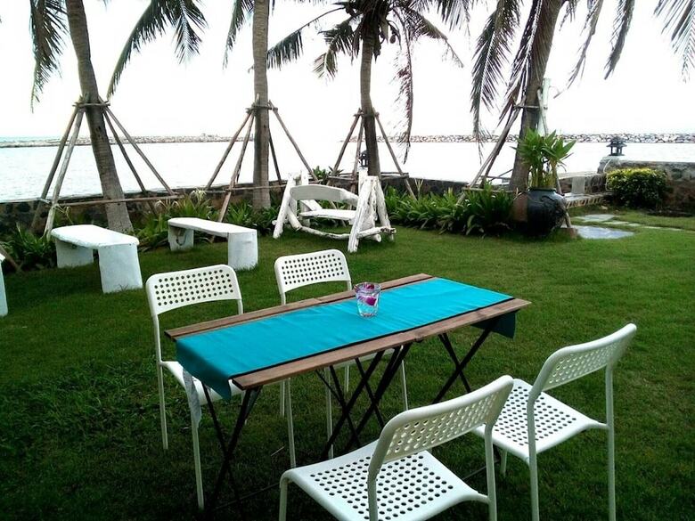 Hotel Chomtalay Resort At Had Chaosamran Beach
