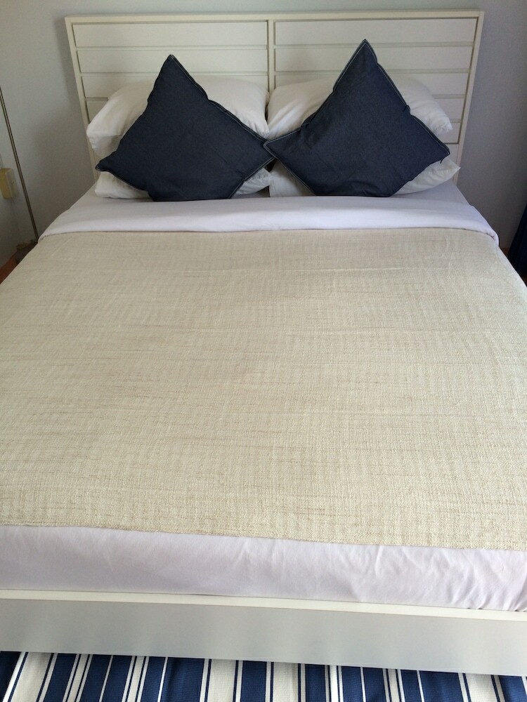 Hotel Chomtalay Resort At Had Chaosamran Beach