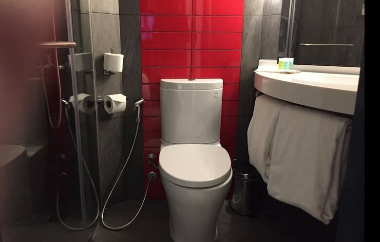 Hotel Ibis Saigon Airport