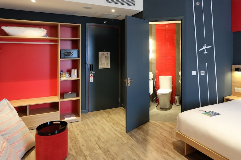 Hotel Ibis Saigon Airport