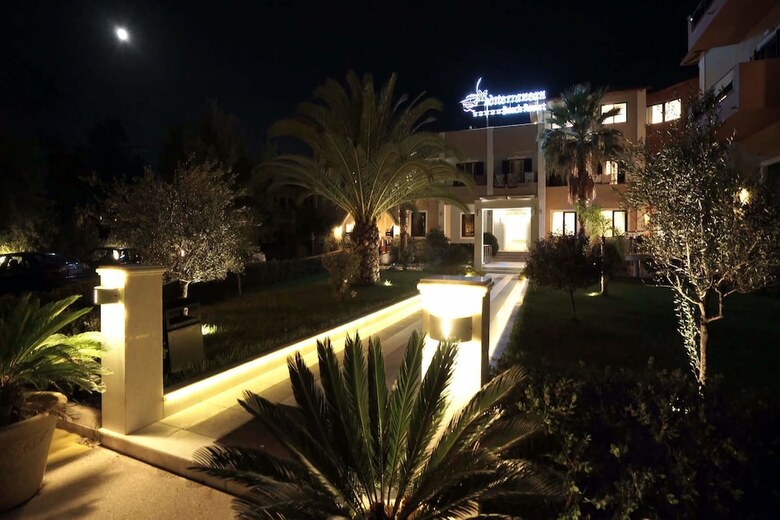 Hotel Mediterranean Beach Resort