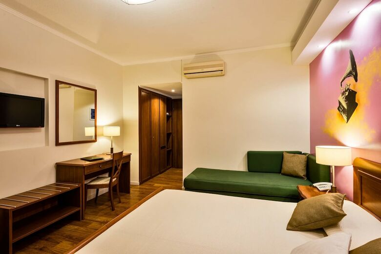 Hotel Mediterranean Beach Resort